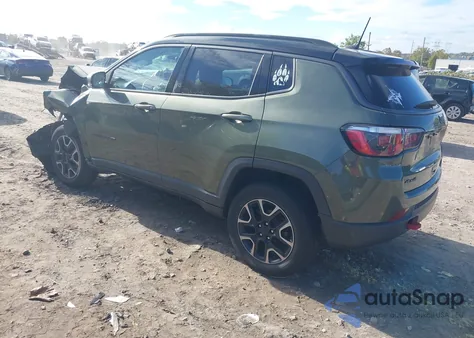 2019 Jeep Compass Trailhawk 4X4 z USA, uszkodzony, nr VIN 3C4NJDDB9KT628649